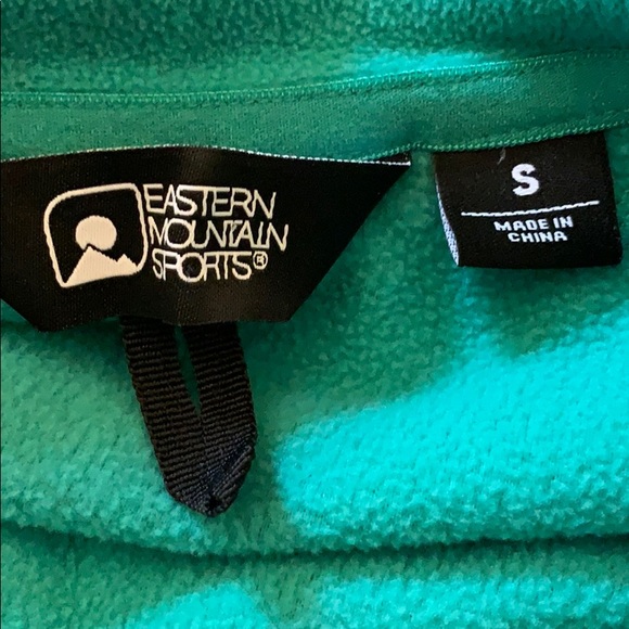 Vest - Picture 3 of 4